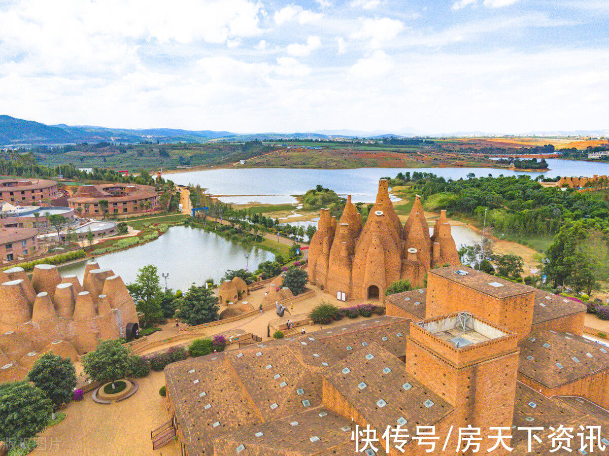 小鎮|拿地123畝，藍城落地云南彌勒3年，終于走出實質性一步