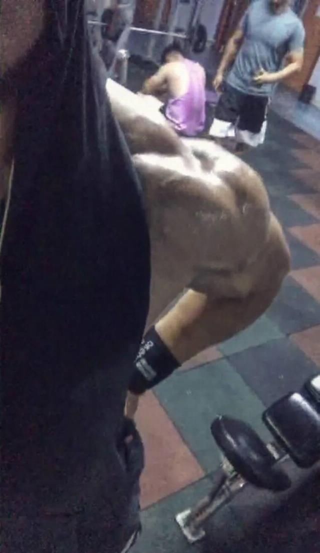 大肚腩|从大肚腩到腹肌男,这真的是同一个人吗