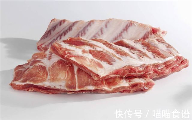 老何说菜丨家庭版红烧排骨，超简单特美味！