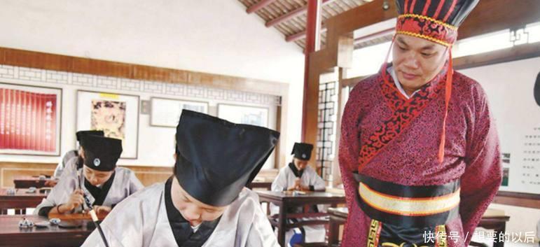 清朝|清朝最牛考生，试卷内容看哭光绪，慈禧也不得不把状元头衔给他！