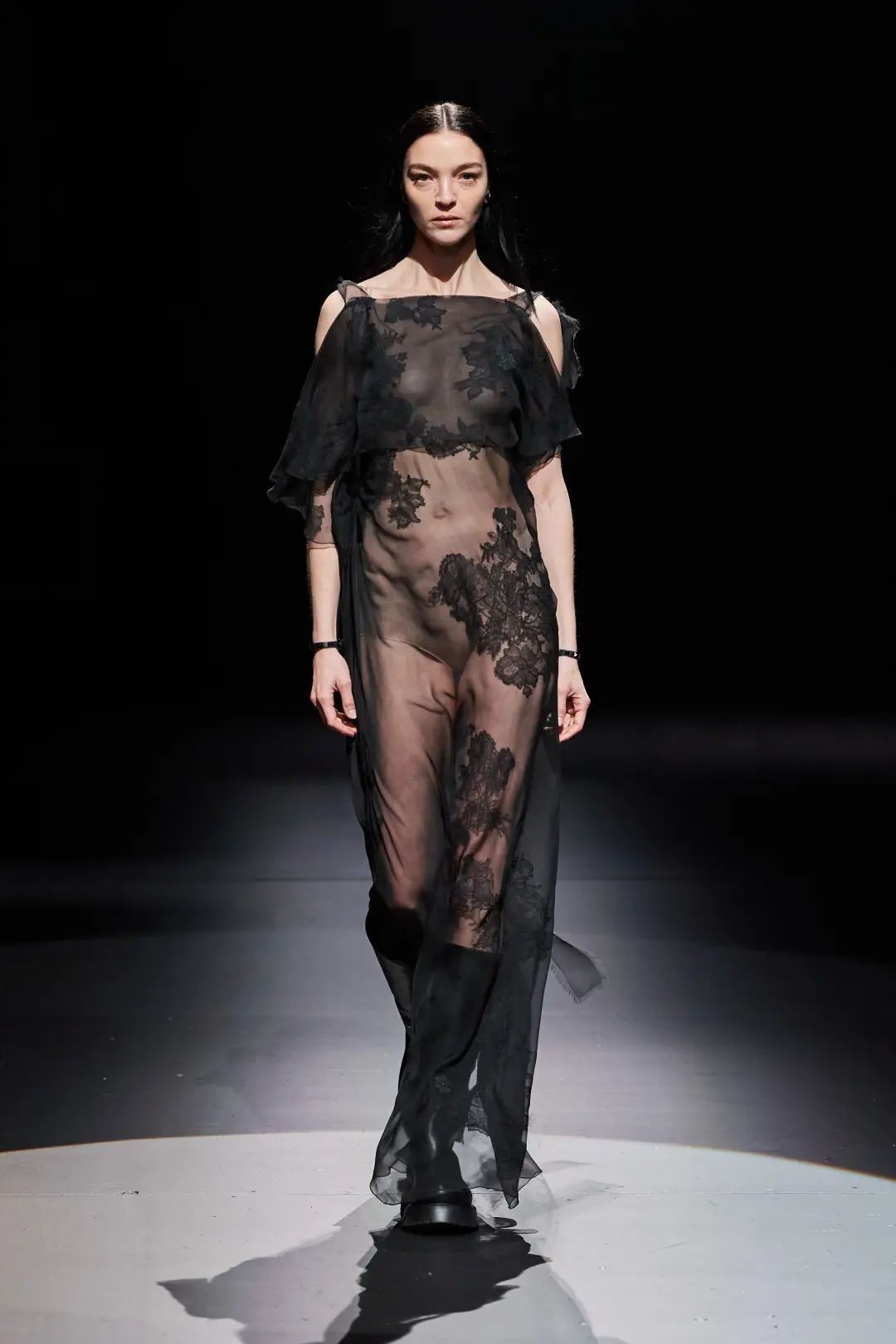 重塑浪漫根基 Valentino的解读不止一种