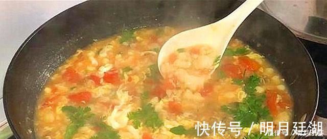 和面|做疙瘩汤时，别再用水和面了如此做，疙瘩爽滑筋道，吃不够