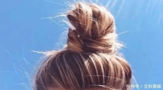 俏皮|丸子头已经土得掉渣了,马尾和辫子的组合,才是时髦精!