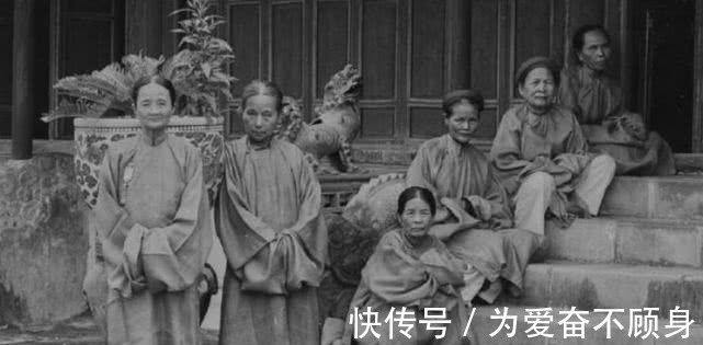 越南人$此国自称南朝,称中国为北朝,在中国看见四个字,还要求中国改掉!