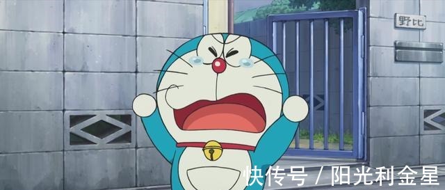 哆啦小猫弄坏手办爱好者拼起来的哆啦A梦，之后会怎么样小猫呆了