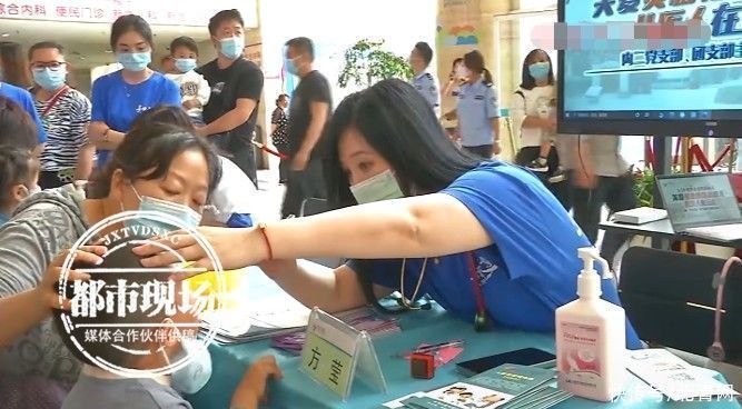 消化科|男孩1岁就开始拉肚子,每天十几次,直到12岁才找到病因