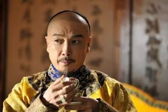 下跪|康熙的这一跪,堪称史上最值得的下跪,跪出了王朝200年的国泰民安!