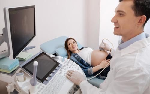 高龄产妇|孕妈产检时,医生会问头胎还是二胎,了解之后对检查有帮助