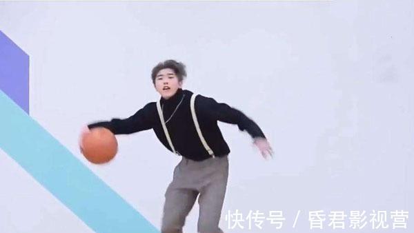 等《快本》預告,竟等來了蔡徐坤?他終于開始上綜藝宣傳自己了