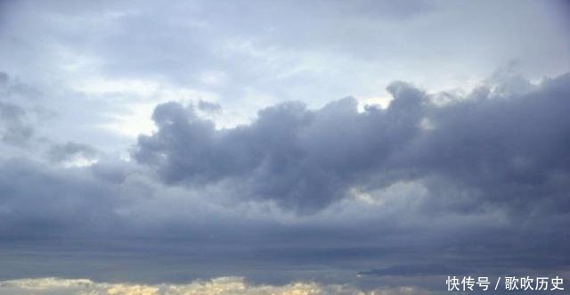 狠狠|大雨连下两月,宰相对皇帝说大雨不损害庄稼,杜甫写一诗狠狠打脸