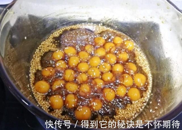 红糖|“穷人的阿胶”是它,每天喝一碗,滋补养颜,气血足了,脸色红润