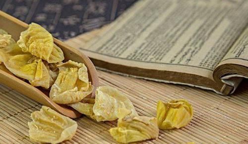 按摩|口臭,口干,嘴巴起皮,这是胃热上火,长按此穴位,口臭不敢上门