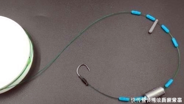 夏季手竿钓大鱼4大秘诀,常用这些招数,大货也能连竿上