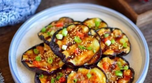 茄子|会吃的人最健康,常吃3种食物,排毒清肠,增强体质,有益健康