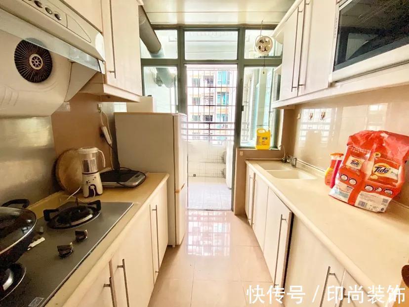 厨房|黄石印尚装饰 ▏爆改98㎡老房,厨房连推两堵墙,客厅是全小区最美的!