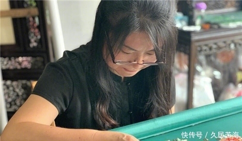 她用一根针绣宇宙星空,美国宇航局想高价强买,她:只能留在中国