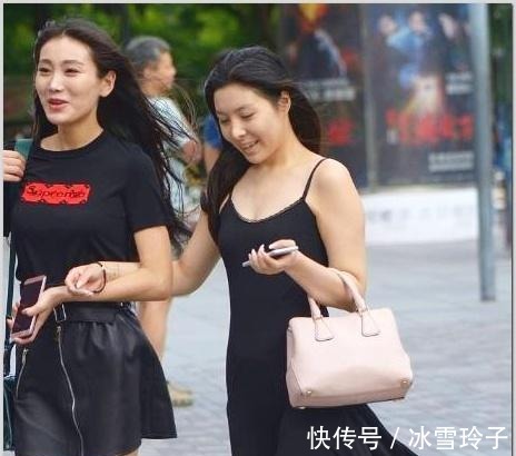 毛衣|街拍不自觉的陷入了沉思！