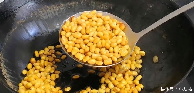 黄豆还有此种吃法?加点茄子比肉还好吃,软绵解馋不油腻