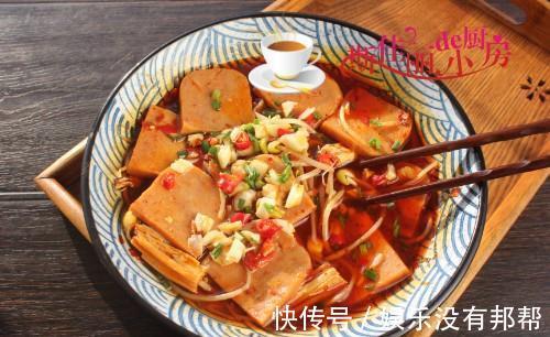 天冷煮上这么一锅热乎乎的炖菜，荤素一锅出，简单营养美味又暖胃