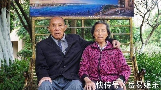 孝顺|上了年纪的老人,该不该把手里的钱告诉子女三位老人说得很实在