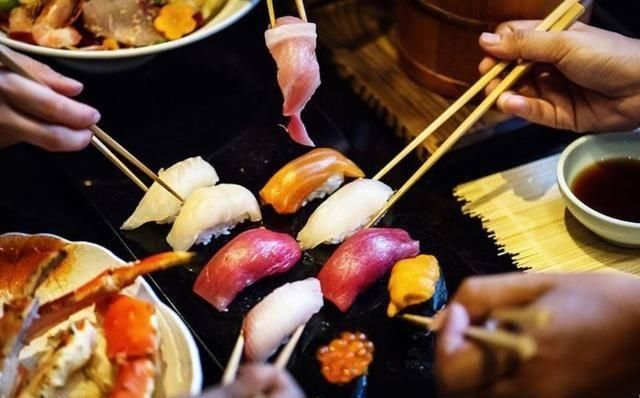  筷子|看完中国的筷子、韩国的筷子、日本的筷子，想不到差别这么大