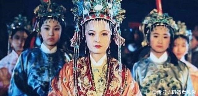 败亡|87版红楼梦里的一个小细节,直接揭秘元春之死和贾家败亡的结局!