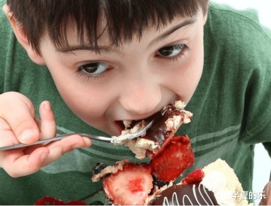 大人|这些零食不应让孩子吃,对他们有不良影响,很多人没有注意到
