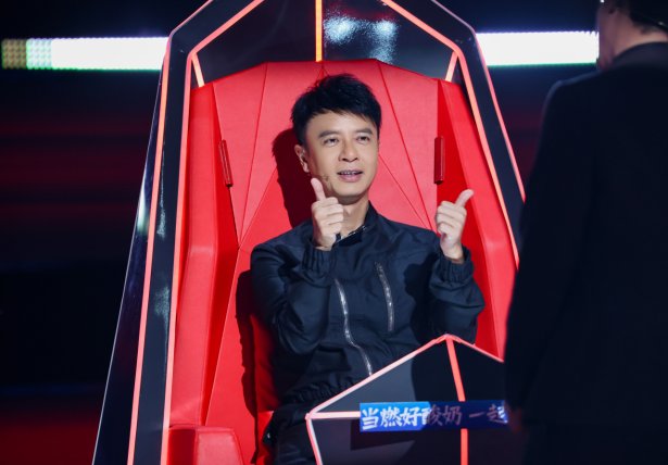 陈文非|“好声音”各路学员惊艳亮相 那英战队率先满员