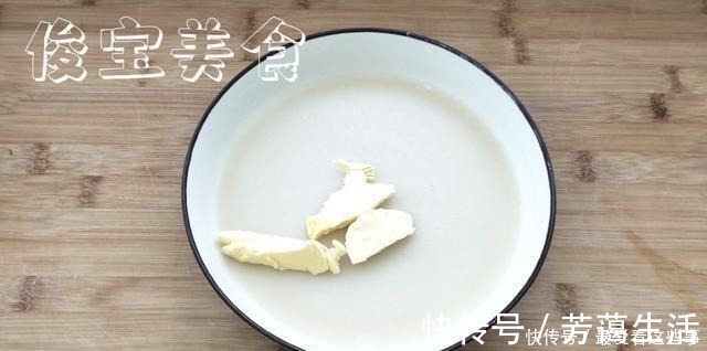 百吃不腻的经典甜品驴打滚,软嫩香甜,好配方值得收藏