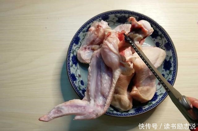 景区常有的翅包饭,做起来原来如此简单