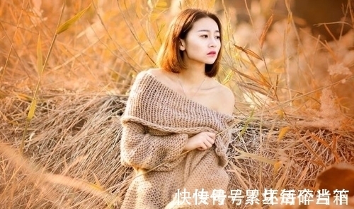 相思!黄花不解痴人意,瘦尽相思瘦尽秋;七律九首,泪痕浅浅怎堪收