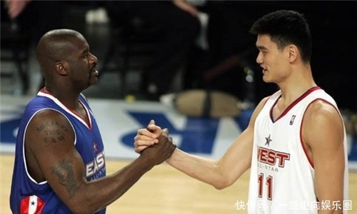 极端|生于侏儒，死于巨人，他是世界上唯一一个患有两种极端病症的人