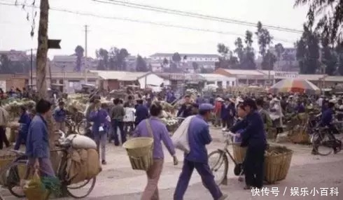 再也|30张老照片带你穿越回70年代,重温那些再也回不去的旧时光