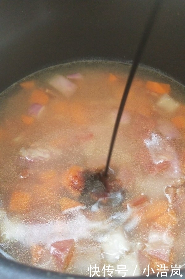 效果|蒸大米饭时,别再傻傻加南瓜和红薯了,多加它,改善睡眠效果好