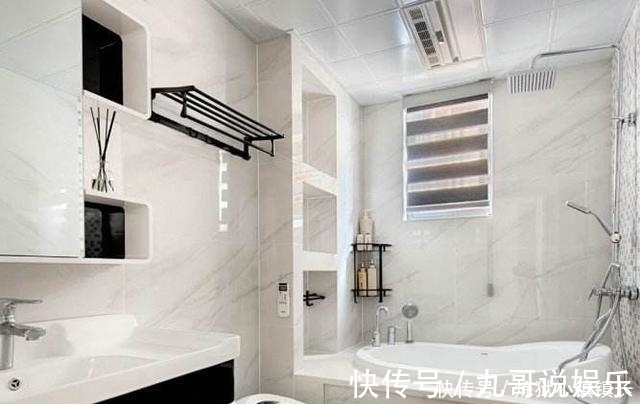 卫生间|卫生间不要装置物架,头次见有钱人装这种代替,省钱实用又不占地