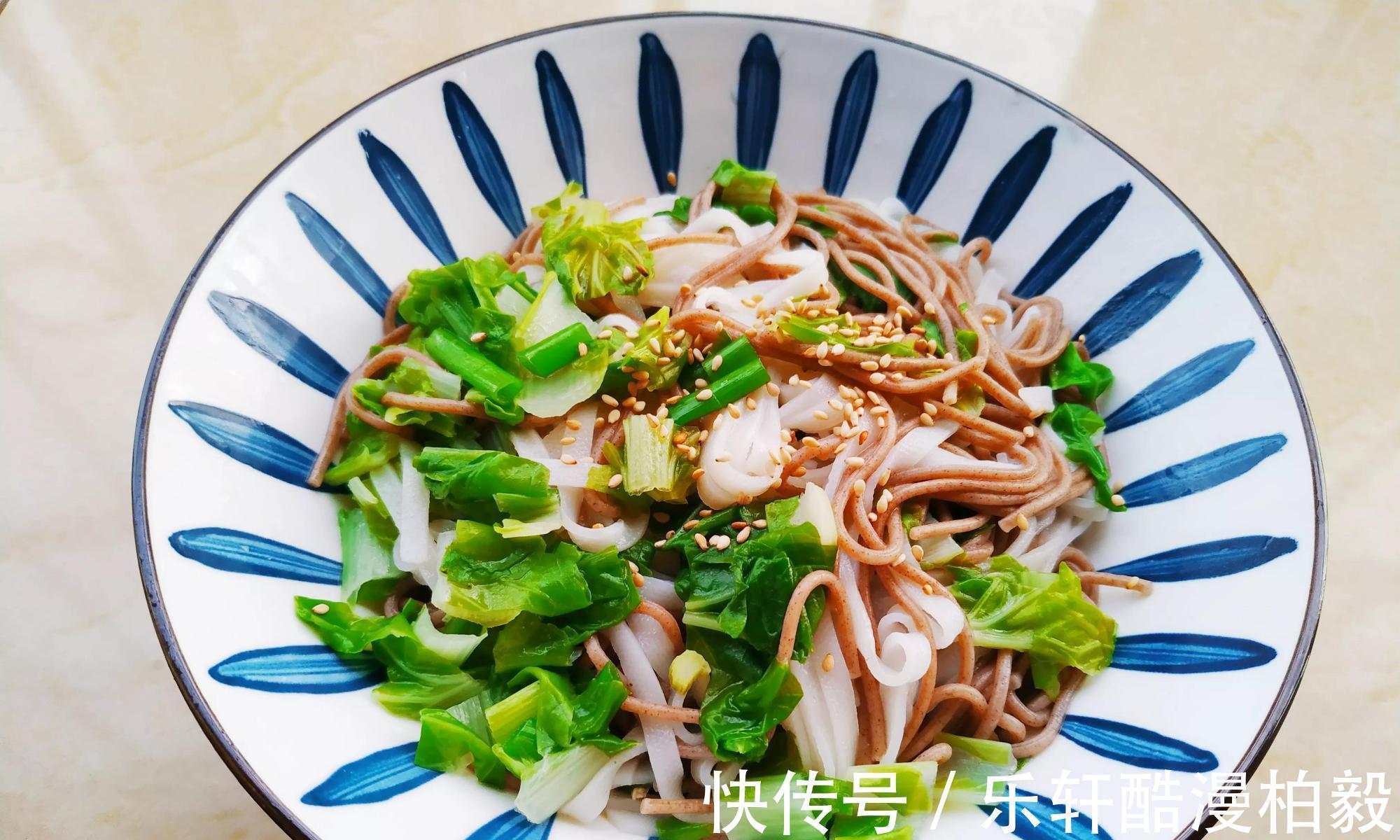 同事来蹭饭，我做了4菜1汤，她说下个星期还来哦