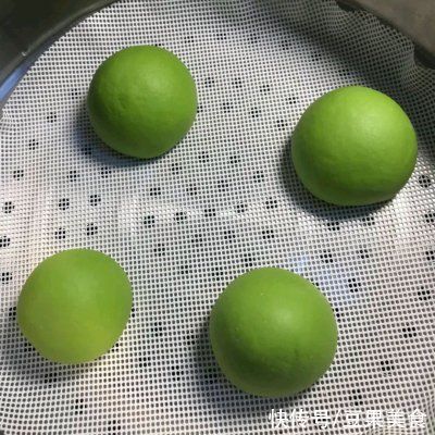 “菠菜馒头”加一物，翠绿松软不变色