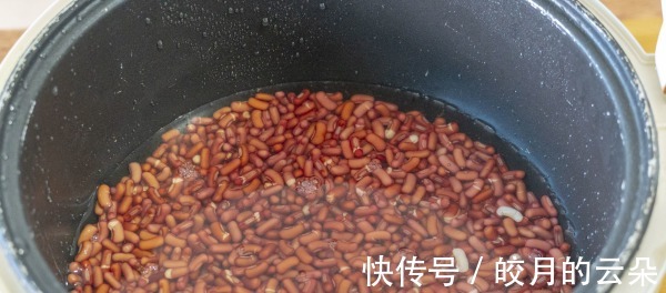 牛奶10种新鲜做法，软软糯糯，解馋又好吃，上桌抢光！