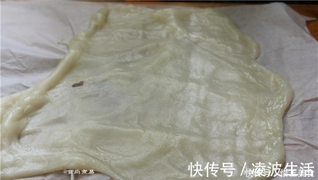 此款糯米小吃,做起来超级简单,口感筋道软糯,吃一次就爱上