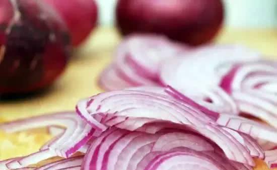 拖地之前放点醋效果不一般这么多小技巧快来学学吧