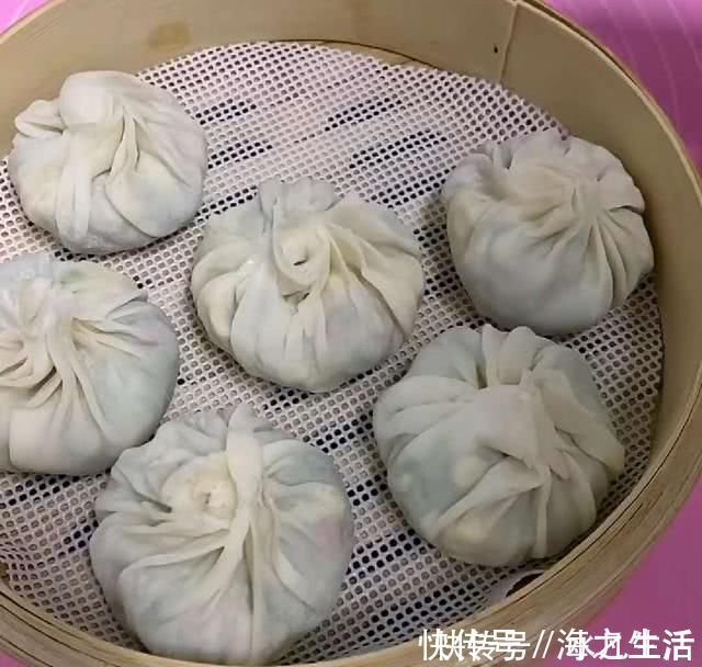 包子|剩的饺子皮不要扔，做成包子，一擀一包真省事，皮薄馅大真好吃