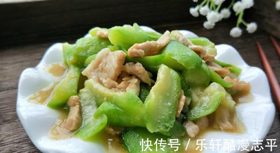 营养|三伏天,丝瓜和它是绝配,好吃不上火,营养互补,现在吃正当季