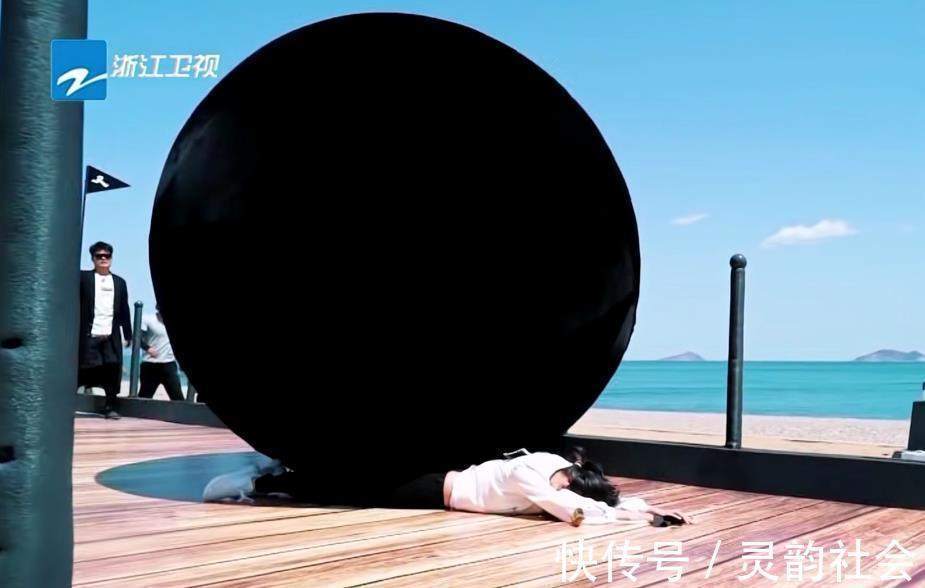 同样是生理期录跑男,程潇被夸敬业,baby却被指责玩不起