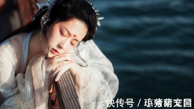 观月&《春江花月夜》到现在我都背不下来,为什么能到“孤篇盖全唐”?