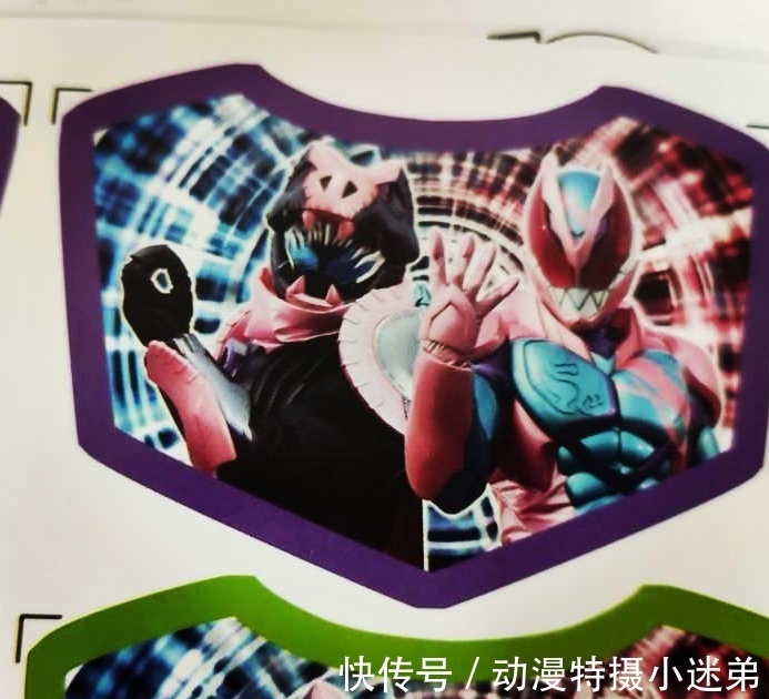 主骑|假面骑士revice皮套照曝光,并没有那么的粉嫩,装甲感很强