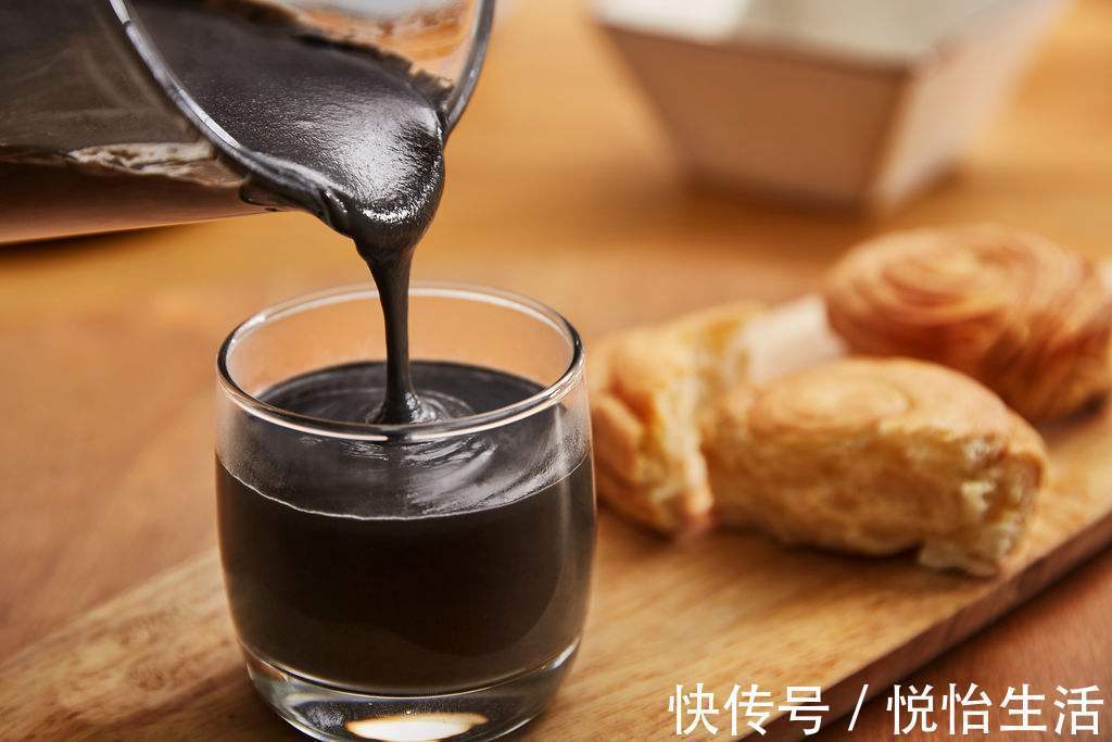 穴位|腎不好的人，晨起后常做3件事，堅持一段時間，腎會越來越健康