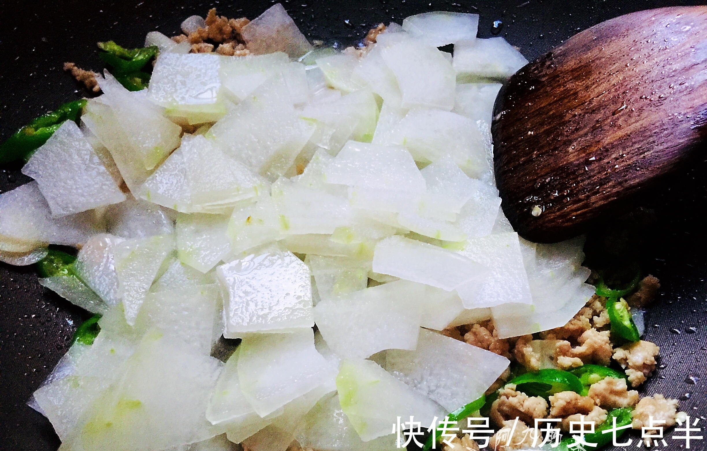 线椒|立秋前后，这菜是最好吃又养生的时候，腰宽腿粗浮肿的人要多吃