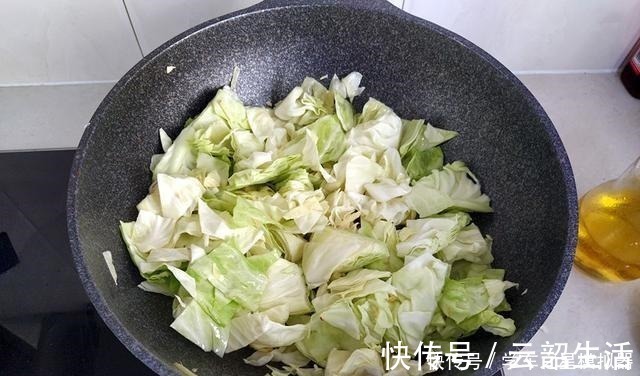 减肥菜|因为减肥,这菜我连吃了一周,只要方法对,赘肉悄悄地就没了