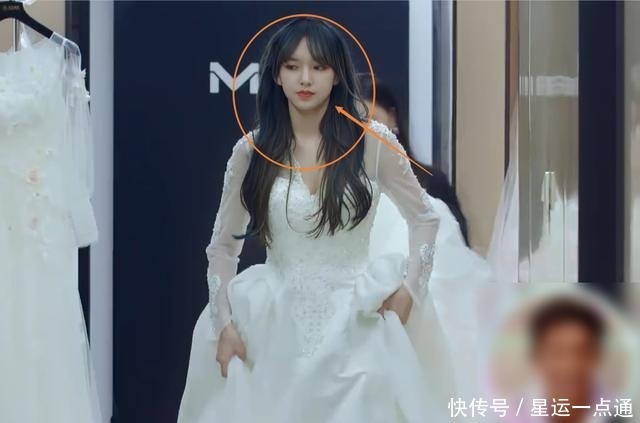 李湘|程瀟在節目中換婚紗，當她走出來的那一刻，仿佛看到了韓劇女主角