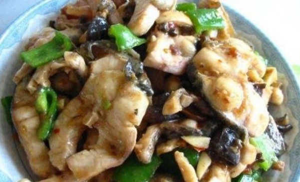 黑鱼|多给孩子吃的营养菜，孩子吃完身强体壮，还能增长智力，营养美味